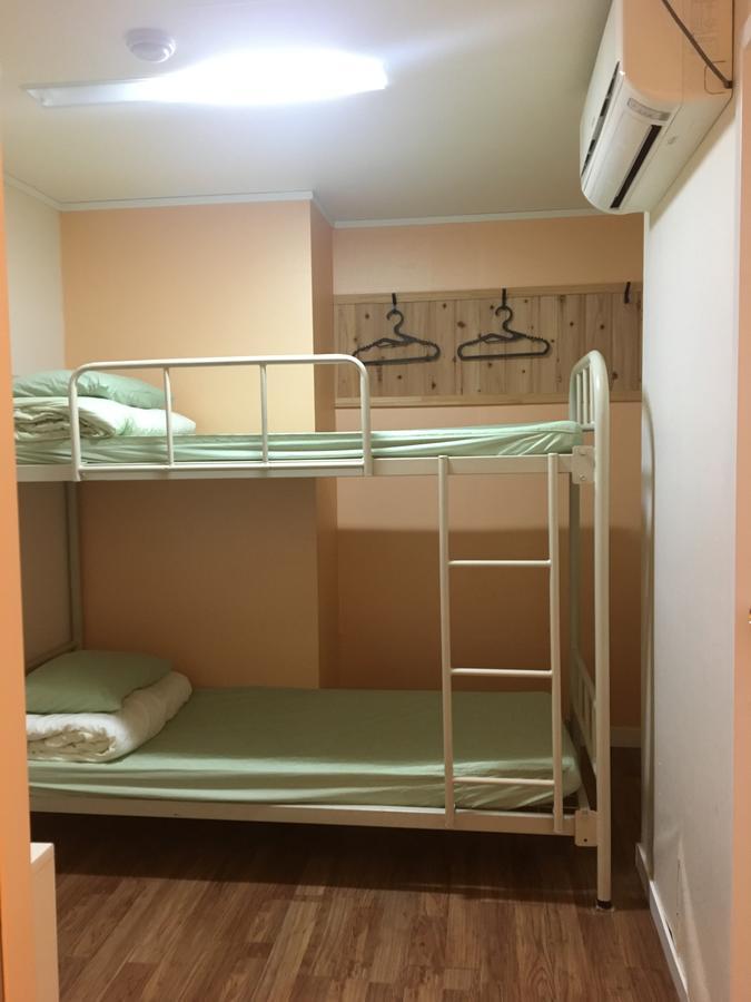 Myeong-Dong Good Stay Seoul Bagian luar foto