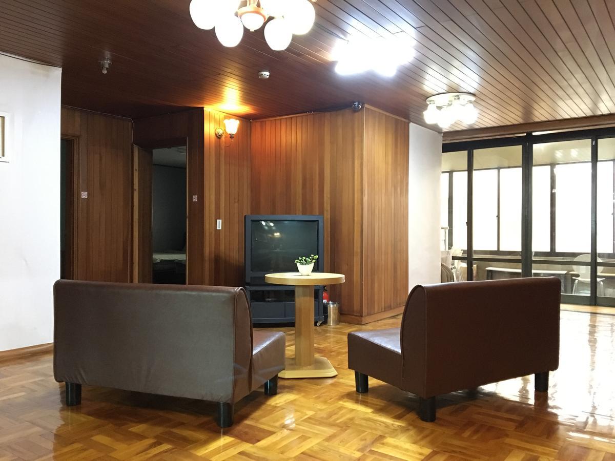 Myeong-Dong Good Stay Seoul Bagian luar foto