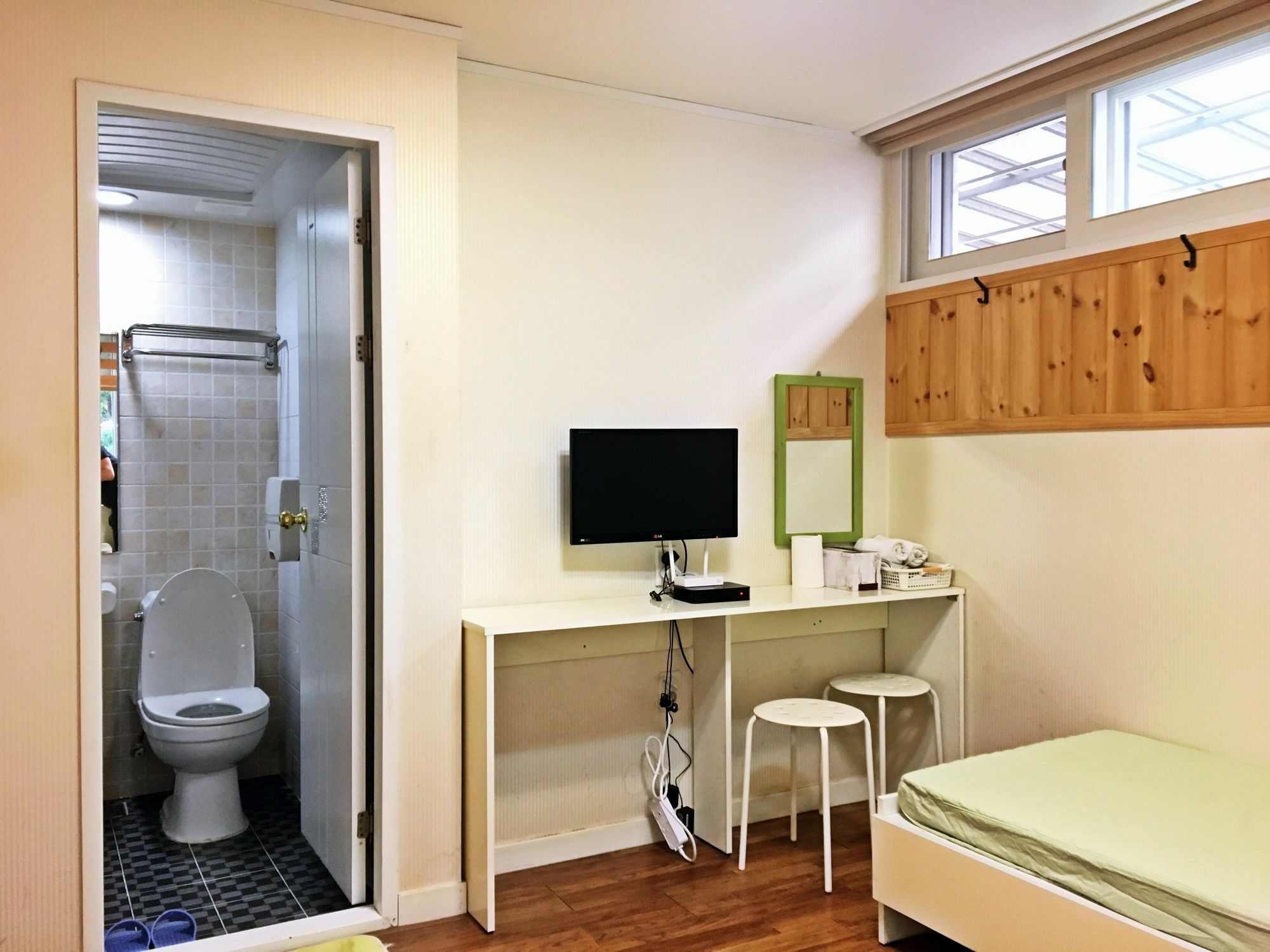 Myeong-Dong Good Stay Seoul Bagian luar foto
